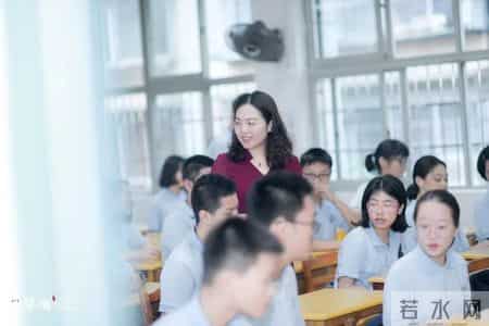 师德小故事,365个师德故事 - 湘一芙蓉姜淑玲：琐事缠身依旧淡定从容的“全能保姆”