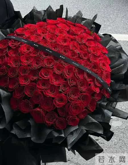 520贺卡内容给女朋友简短