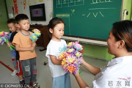 教师节材料,中国教师节 - 谢谢您,亲爱的老师