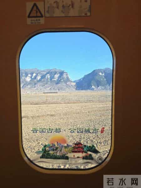 也许这就是未来世界,也许这就是未来世界钢琴怎么弹的