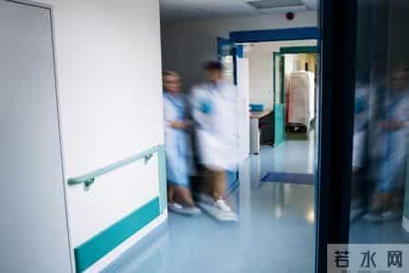 实习医生自述：我在医院楼梯间发现的秘密