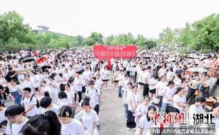 创新作文网,第十八届全国中学生创新作文大赛在武汉落幕