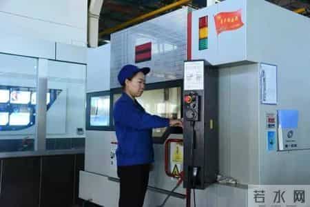 嫦娥工程师、社区书记、援鄂医生......这些巾帼英雄荣获三八红旗手标兵