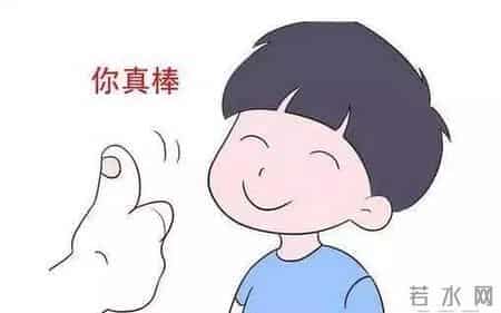 哥哥总喜欢亲近妹妹，宝妈好奇掀开妹妹襁褓一看，脸瞬间吓白了