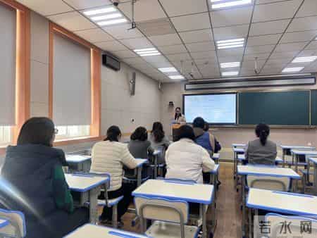 精研复习策略，赋能高效课堂——龙海小学数学组开展期末专题教研活动