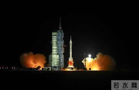 的那一刻半命题作文600字初一