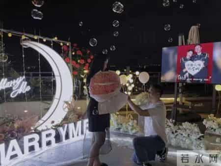 同在一个“屋檐下”的“异地恋”，真甜！