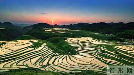 ——让生活充满爱（六年级作文范文18篇）