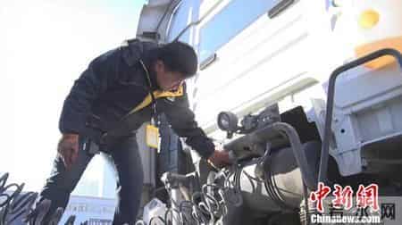 “十大最美货车司机”王喜军：31年无事故零扣分