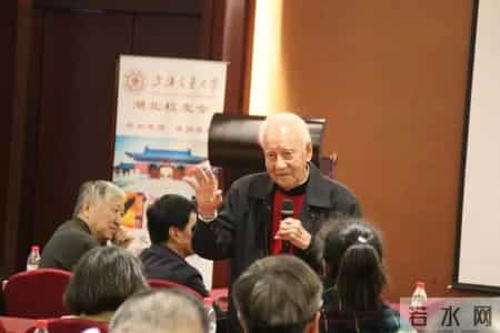 2013年感动中国十大人物观后感,2013年度感动中国十大人物颁奖词