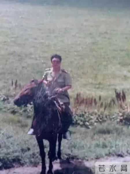 班长是我们班的存精器作文,我的老班长，你还好吗？