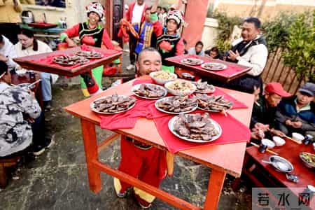 让真情自然流露作文450字左右,我的光影故事2025｜在无量山间，我用镜头读懂乡土中国