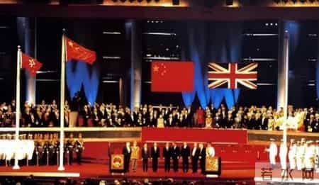 升旗手介绍,升旗手介绍稿50字