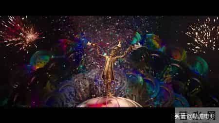 童话故事《美女与野兽》，真人版相比动画版在哪些方面与时俱进？