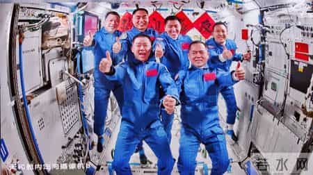 的那一刻半命题作文600字初一