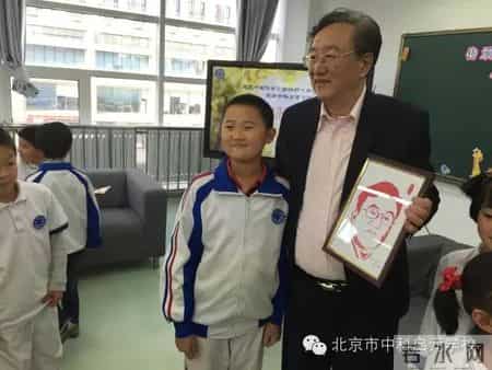 小苗与大树的对话教案,大树与小苗的对话