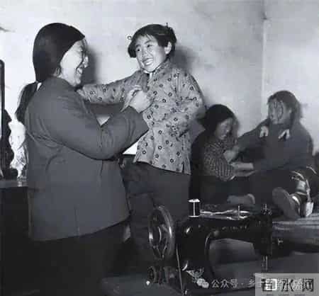 家乡的风俗400字优秀作文,家乡的风俗400字优秀作文怎么写