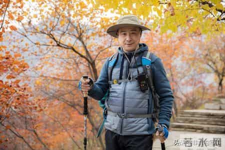 我的自画像作文400字四年级,同步习作（四下七单元）——我的自画像