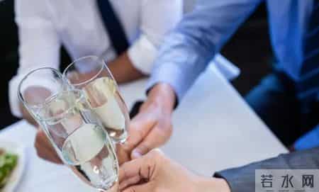 领导祝酒词,酒桌上说这些祝酒词，让你轻松应对各种场合