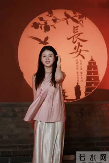 祝老师中秋节快乐的句子,祝老师中秋节快乐的句子英文