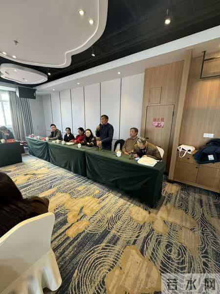 文学社活动计划,守笔抒怀，情暖莺湖——平望莺湖文学社2025年年会