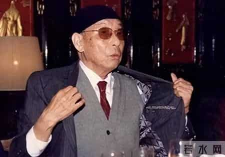 爱在窗边,90岁张学良面对于凤至墓碑空穴沉默半日：我欠她一句“辛苦了”