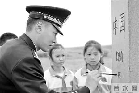 亲爱的祖国，生日快乐！