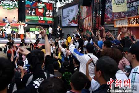 街舞起源于哪个国家,1800余名世界街舞高手聚首徐州上演“舞林争霸”