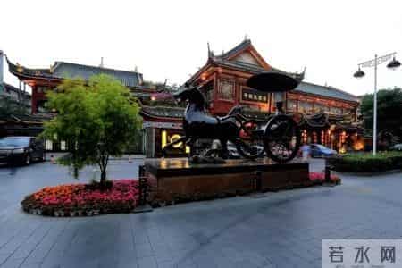 幸福的背影，这才是爱情中最美好的样子！