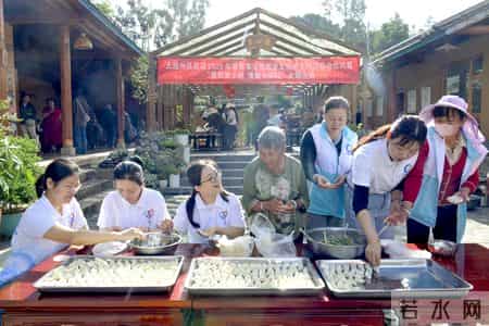 让真情自然流露作文450字左右,我的光影故事2025｜在无量山间，我用镜头读懂乡土中国