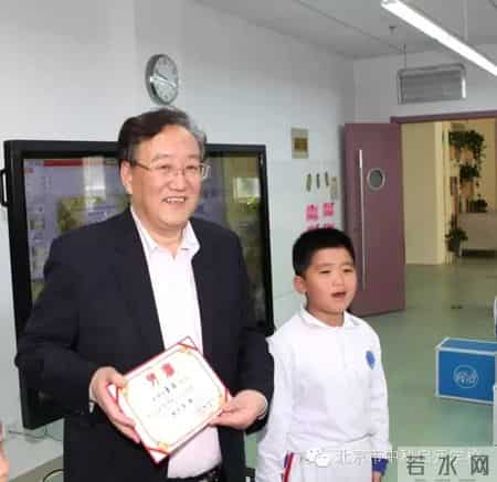 小苗与大树的对话教案,大树与小苗的对话