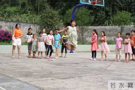 下课啦,「青年之声· 筠团广播站」叮铃铃~下课啦