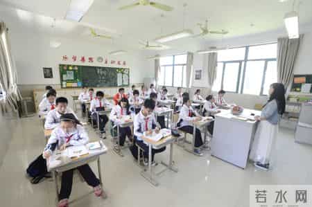 毕业卡片,@闵行毕业的你:十年前的手写卡片,“今日闵行”喊你来领!