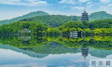 ——让生活充满爱（六年级作文范文18篇）