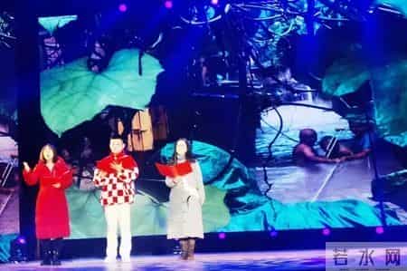 【我和春晚的故事】那个冬天，我们共同开启了第一场春晚