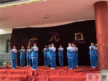 满地余寒露凝香,满地余寒露凝香读音