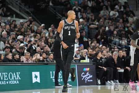 文班谈得到尊重：现在我们的球队很难对付 得到尊重是很自然的