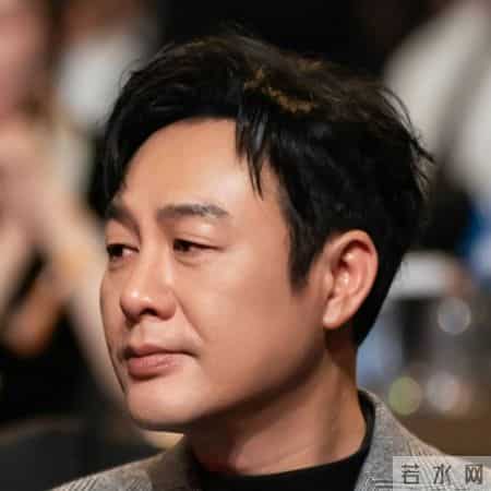 在心里点灯的人,张颂文一条评论回复，冲上热搜！“我一辈子学不来的情商……”