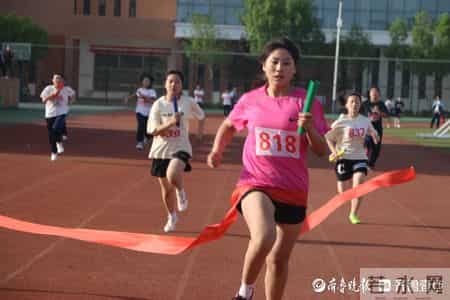 运动会广播稿50字