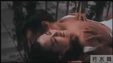 32年前王祖贤这部港片，“破尺度”出演，虽删减8分钟却依然经典