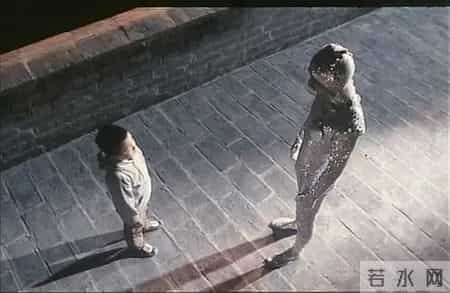 性暗示，官僚讽刺，长大后我才弄明白《三毛从军记》里的那些隐喻