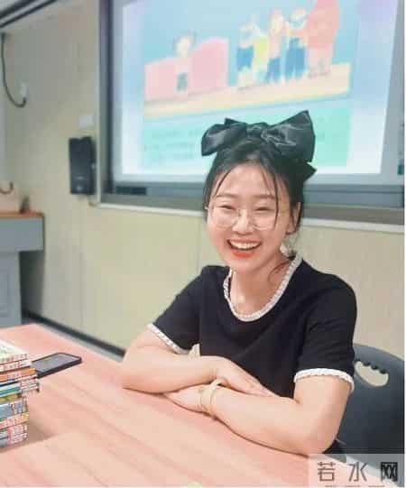 祝老师中秋节快乐的句子,祝老师中秋节快乐的句子英文