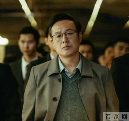 在心里点灯的人,张颂文一条评论回复，冲上热搜！“我一辈子学不来的情商……”