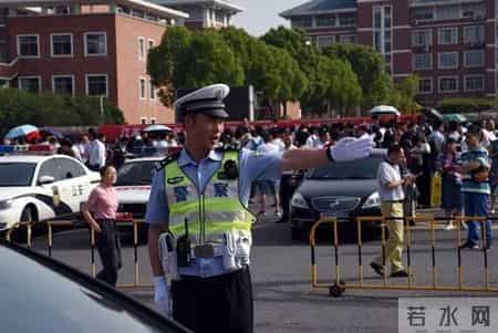 2019江苏高考作文题出炉！高考首日，镇江现场直击！