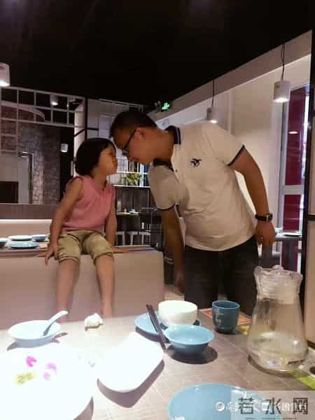 一个好爸爸,我有一个好爸爸｜上小学的女儿表白：感恩老爸，给我无可替代的爱