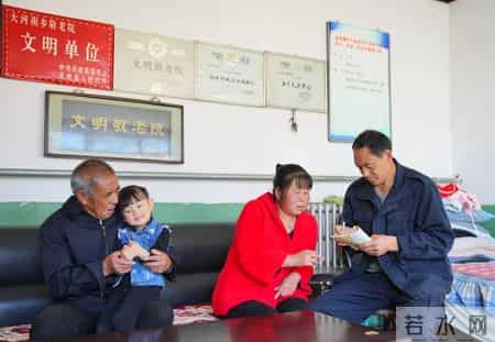 梦见别人给我梳头,梦见别人给我梳头扎辫子