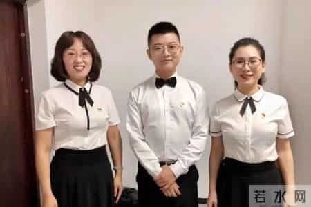 【我和春晚的故事】那个冬天，我们共同开启了第一场春晚