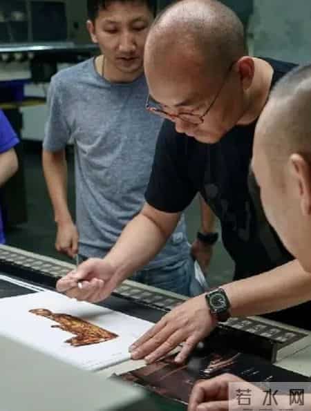 著名摄影艺术家邓鑫：艺卓显示器的可靠性无可替代