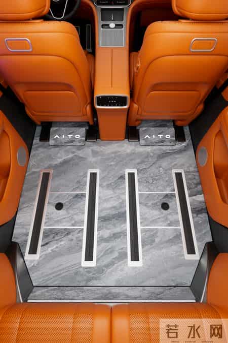 尚饰界,后悔没早装！问界M9换了这航空铝地板，出行超省心