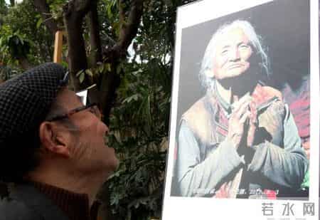 幸福的背影，这才是爱情中最美好的样子！